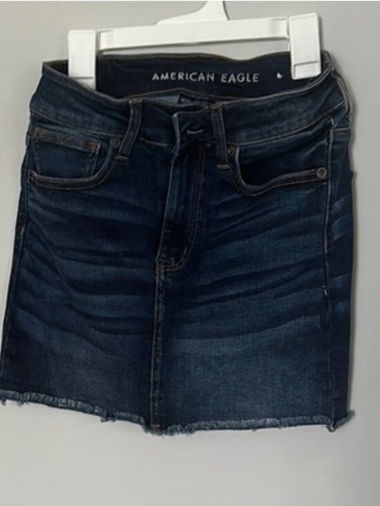 Dresses & Skirts - Denim skirt high rise size 2